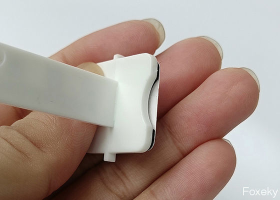 Adhesive Self Leveling Pins Flexible 8cm White PP Easy To Read For Concrete